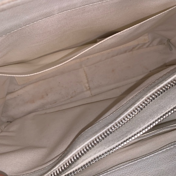 CHANEL BAG - Picture 7 of 8